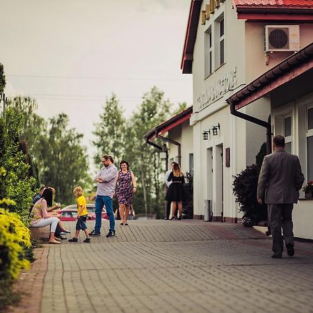 Bed and Breakfast Laura Белхатув Екстер'єр фото